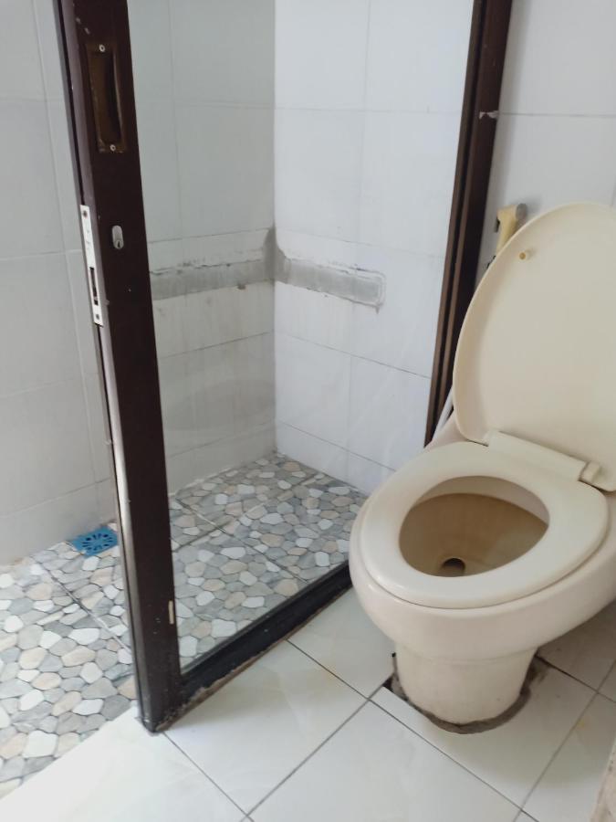 Gusti Homestay Kerobokan Exterior photo